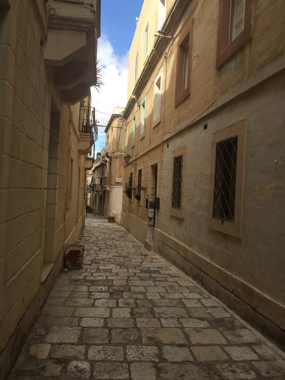 Rose Building Apartment Cospicua ภายนอก รูปภาพ