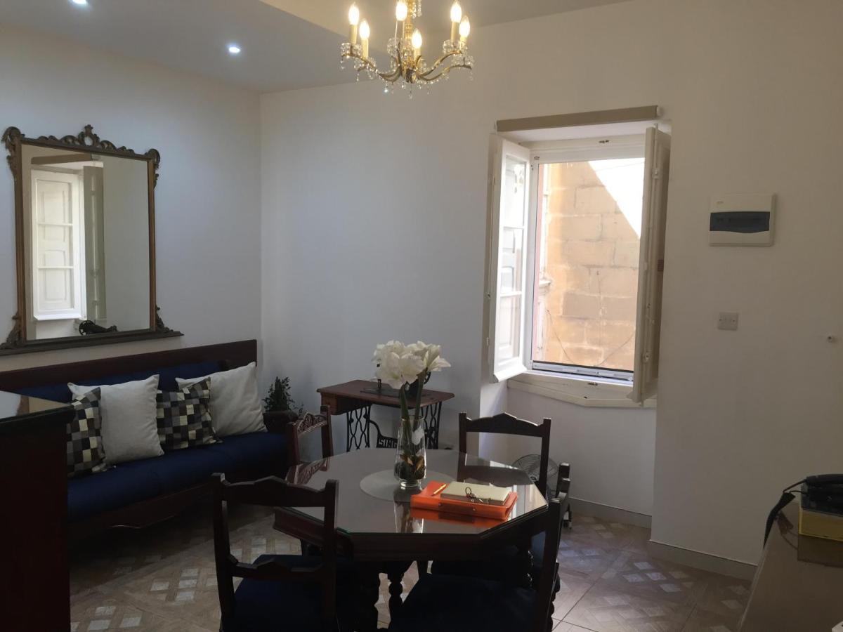 Rose Building Apartment Cospicua ภายนอก รูปภาพ